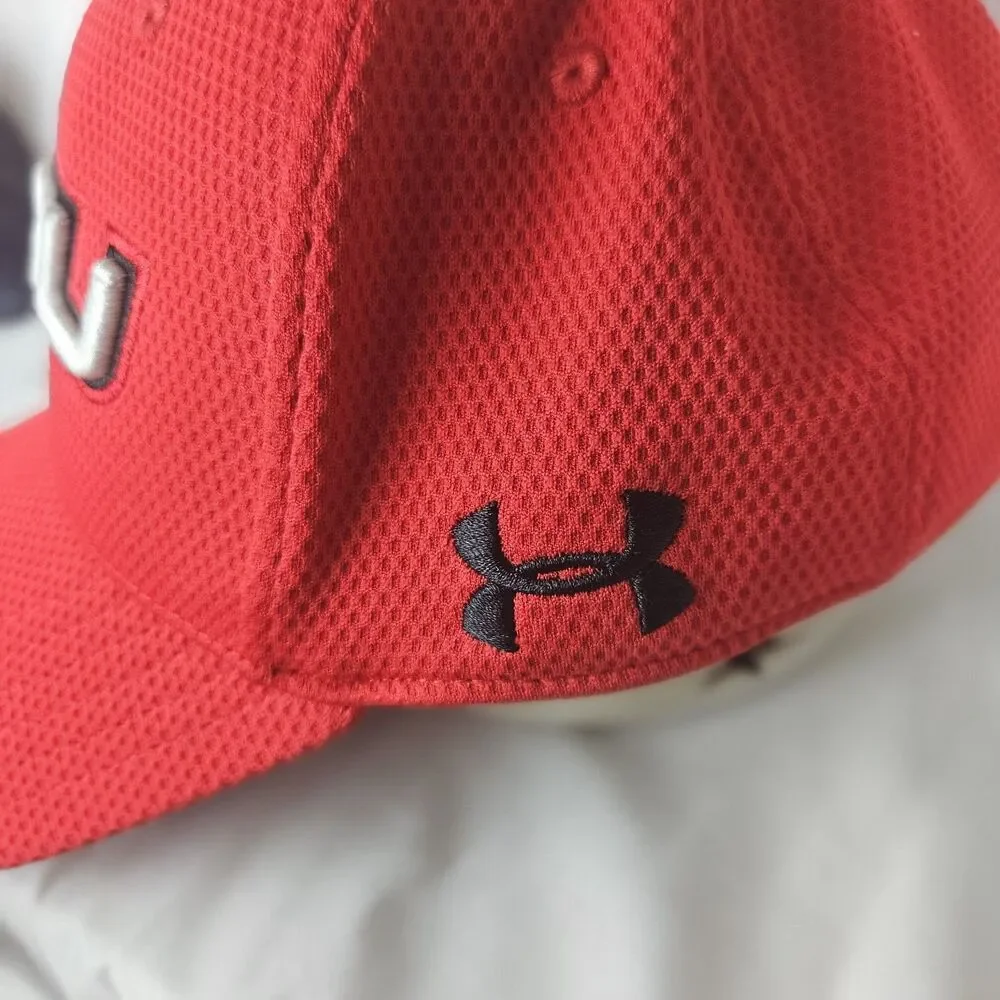 Saginaw Valley State University Cardinals under armour Fitted hat S/M SVSU